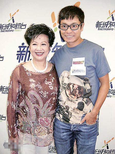 大邑职高开展首届未来名师培训班读书分享活动“开云电竞”(图3) 开云电竞