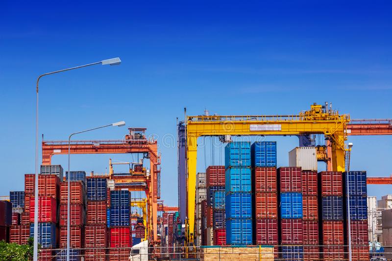 开云电竞官网-西藏山南市第二职业中学教师到工程职校进行培训学习(图3) 开云电竞app下载安装