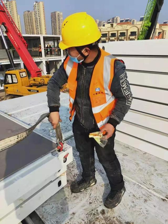 开云电竞app下载安装:中国职教学会领导调研南昌职业教育(图2) 开云电竞官网