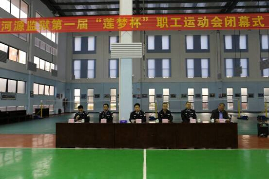 更衣柜的清洗和消毒‘开云电竞’(图3) 开云电竞